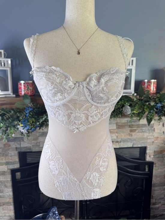 Victoria's Secret Other - Vintage Victoria's Secret Gold Label White Lace Teddy Bodysuit 34C 80s